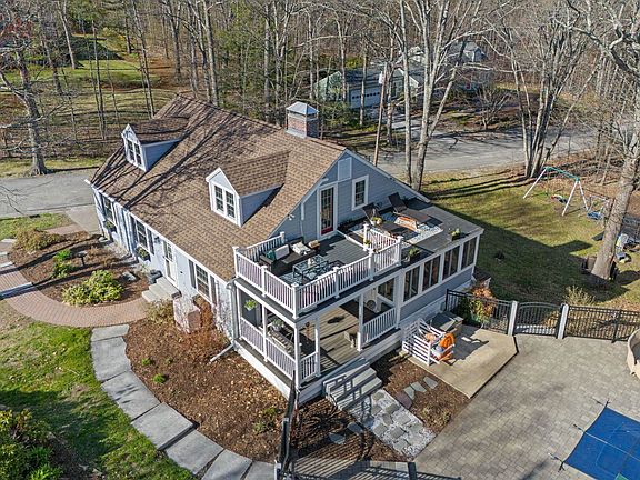 5th image of 59 Blaze Hill Road
