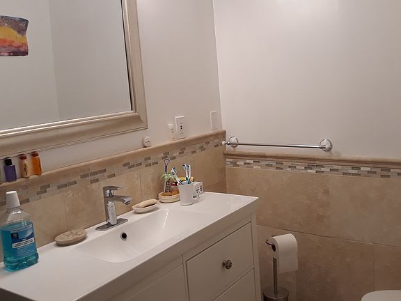 5th image of 4831 Crown Ave