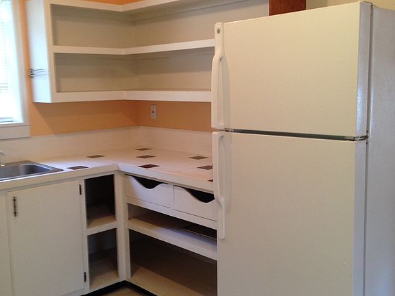 5th image of 816 N Guillemard St