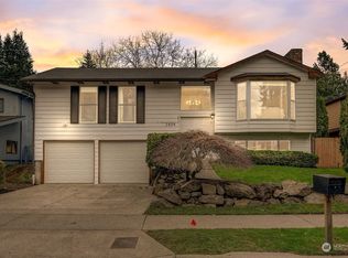 7424 26th Ave NE, Seattle, WA