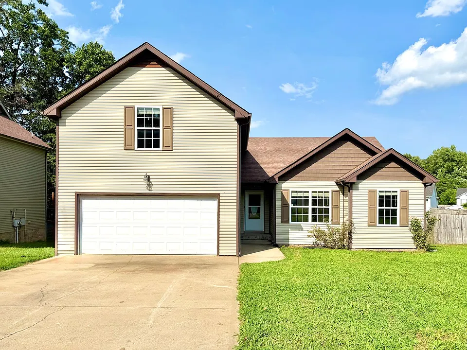 1407 Scrub Oak Dr