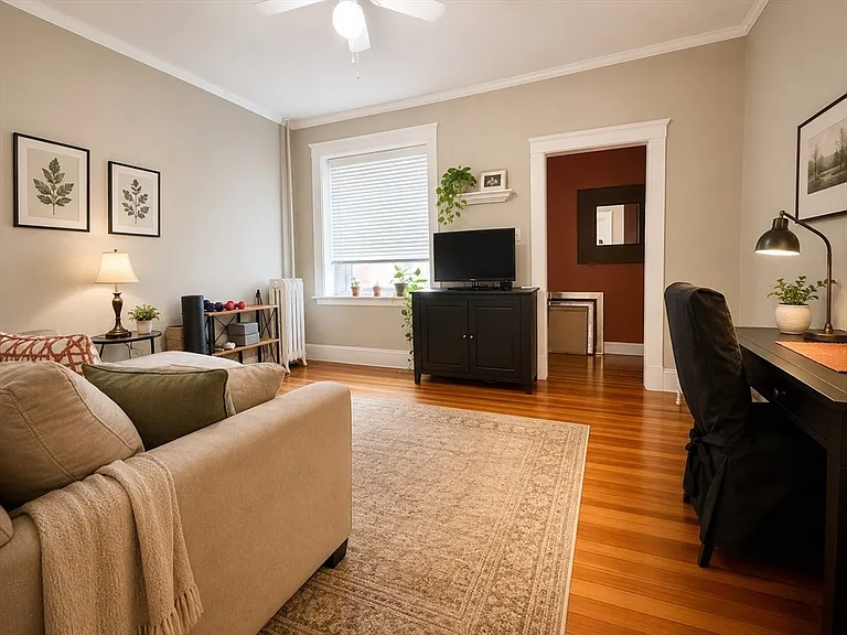 457 Washington St #8 — Photo 6