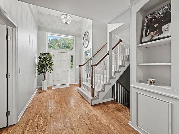 2nd image of 2621 SW 10th St