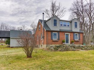 15 Stearns St, Carlisle, MA 01741