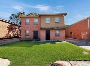 9020 Bunker Hill Rd, New Orleans, LA 70127