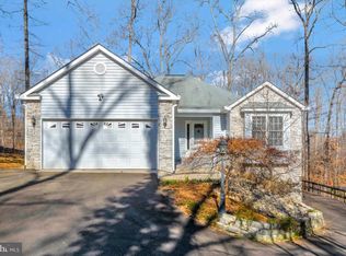200 Edgemont Ln, Locust Grove, VA 22508