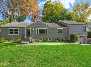 20 Highland Pl, Greenwich, CT 06831