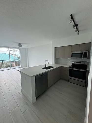 602 E Dania Beach Blvd Photo 1 602 E Dania Beach Blvd Photo 1