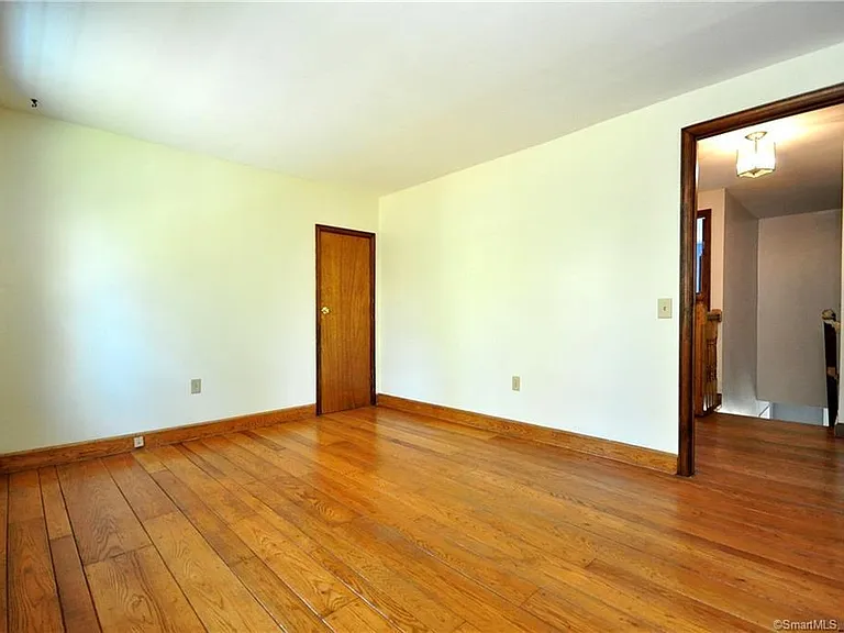 706 Maple St — Photo 24