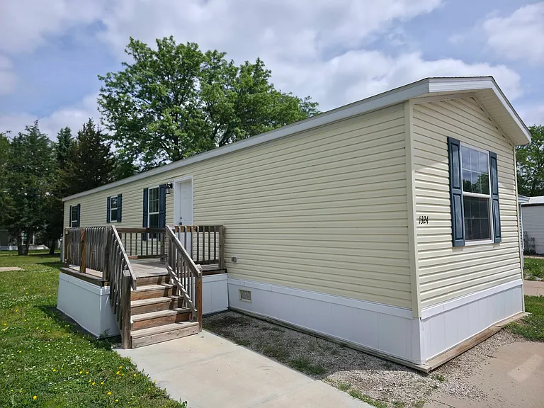1440 W Plum St #157 — Photo 4