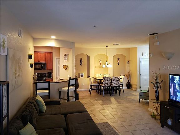 5th image of 3001 Laurel Park Ln Unit 308