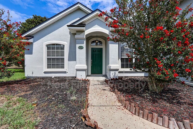 1st image of 740 Hazelmoor Ln