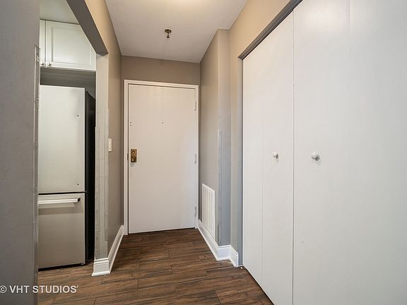 4th image of 1777 W Crystal Ln Unit 704