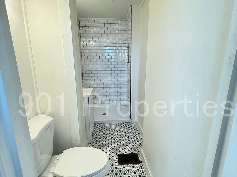 2108 Jefferson Ave #101 — Photo 11