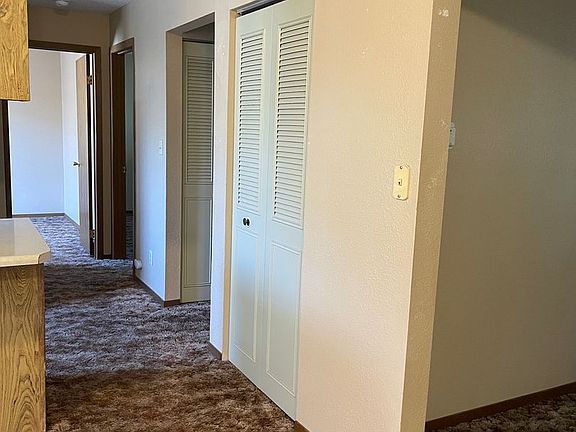 3rd image of 203 Macon Ave APT 8