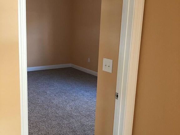 3rd image of 5008 Maggie Ln