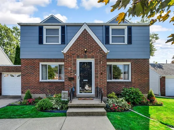 131 Paramount Pkwy, Buffalo, NY 14223