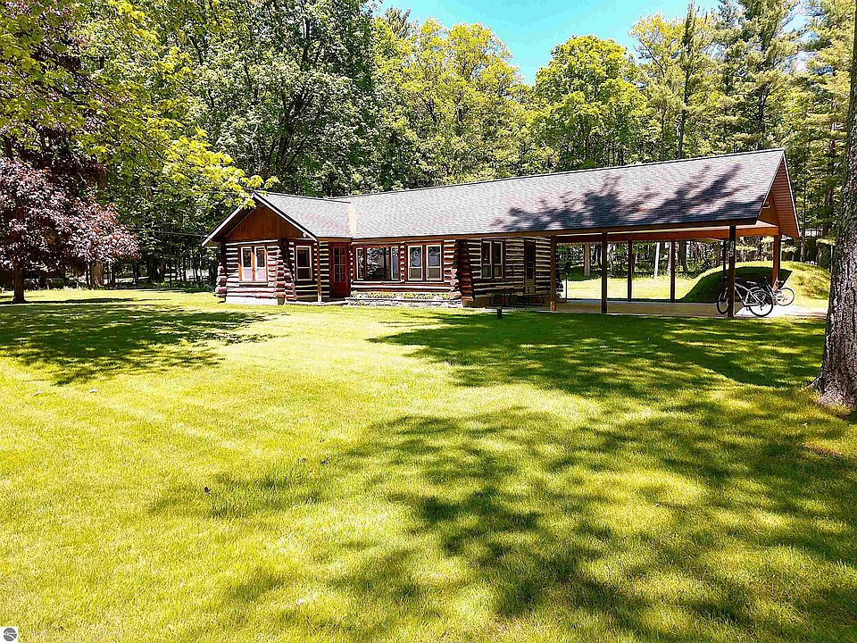 1st image of 8646 Deadstream Rd