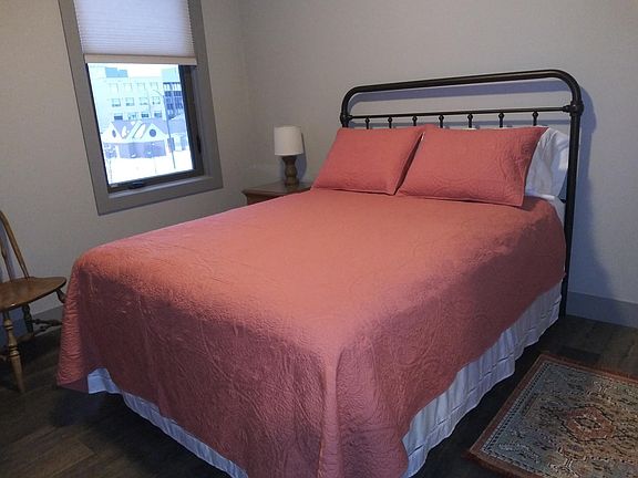 4th image of 224 E State St #211