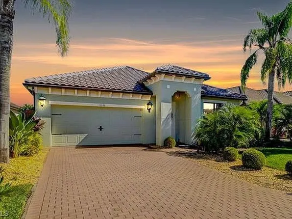 12036 Country Day Cir, Fort Myers, FL 33913