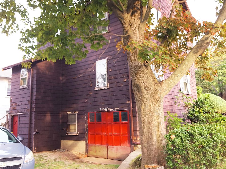 2nd image of 95 Babcock Ave