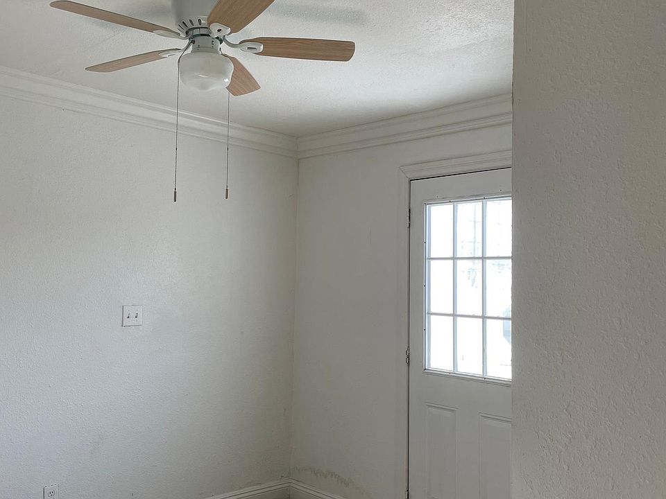 1st image of 4137 Rosemead Blvd