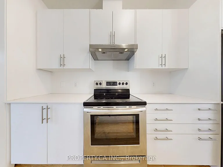 13 Mogul Rd — Photo 7