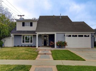 2832 Stromboli Rd, Costa Mesa, CA 92626