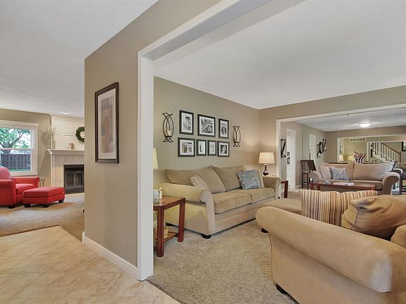 5th image of 2919 N Penstemon St