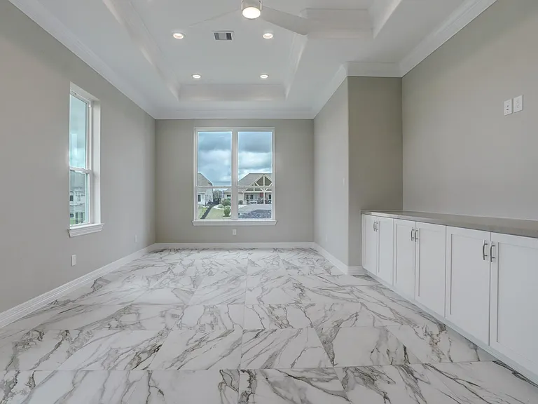 502 Amalfi Dr — Photo 14