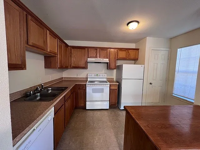 630 Schmitz Ave #3 — Photo 5