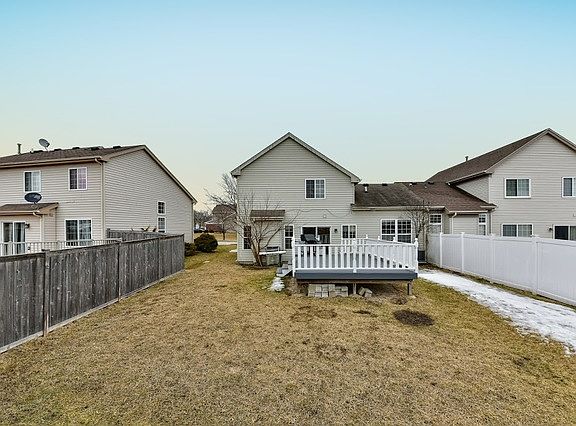 4th image of 2036 Harrison Ave