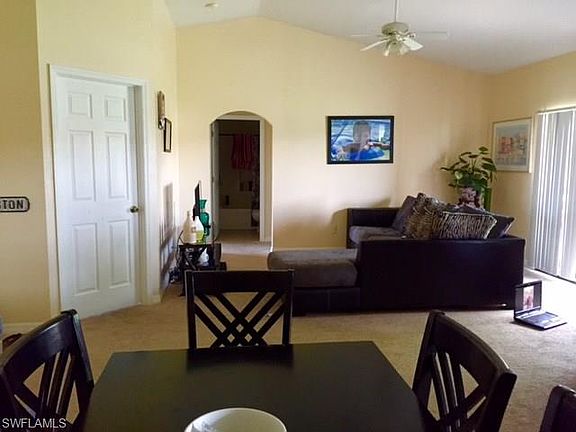 4th image of 1141 SW 40th Ter