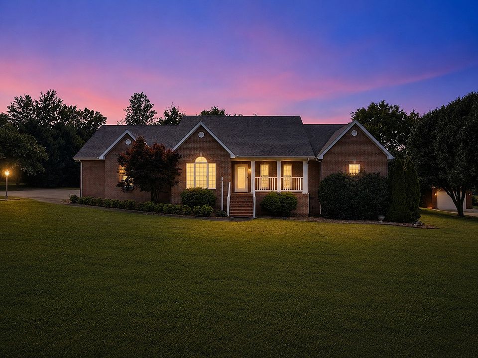 1st image of 451 Bell Dr W