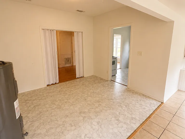 700 Cleveland St — Photo 11