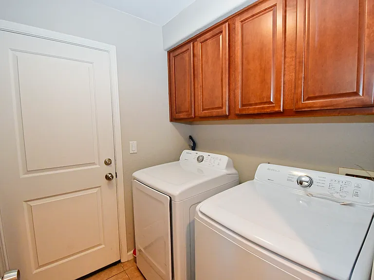 1616 Spicewood Cir — Photo 28