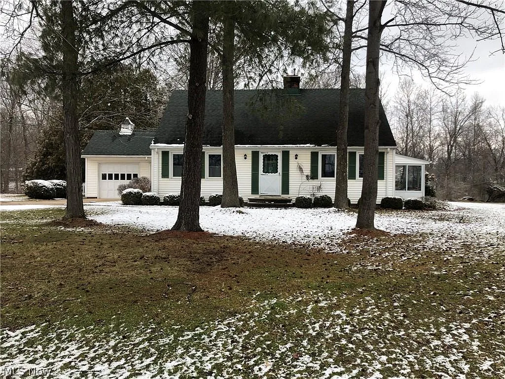 10417 Chippewa Rd photo 1