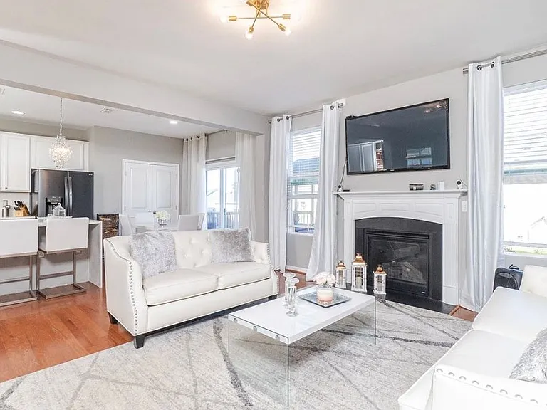 3927 Massey Wood Trl — Photo 5