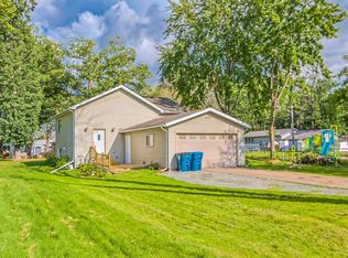 879 17th St SE, Forest Lake, MN 55025