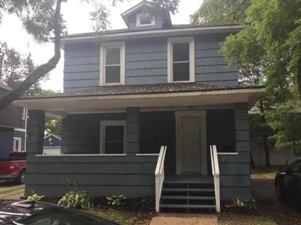 1211 W Lovell St, Kalamazoo, MI 49006