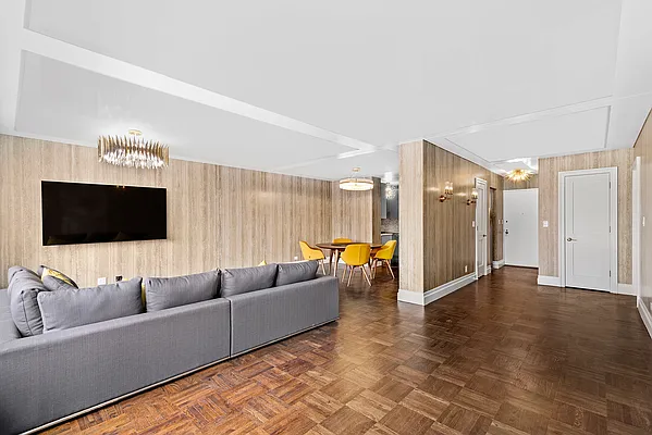 Sold by Compass | media 10