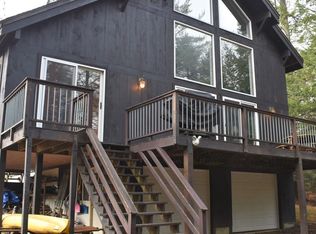 21 Stone Hill Rd, New Salem, MA 01355