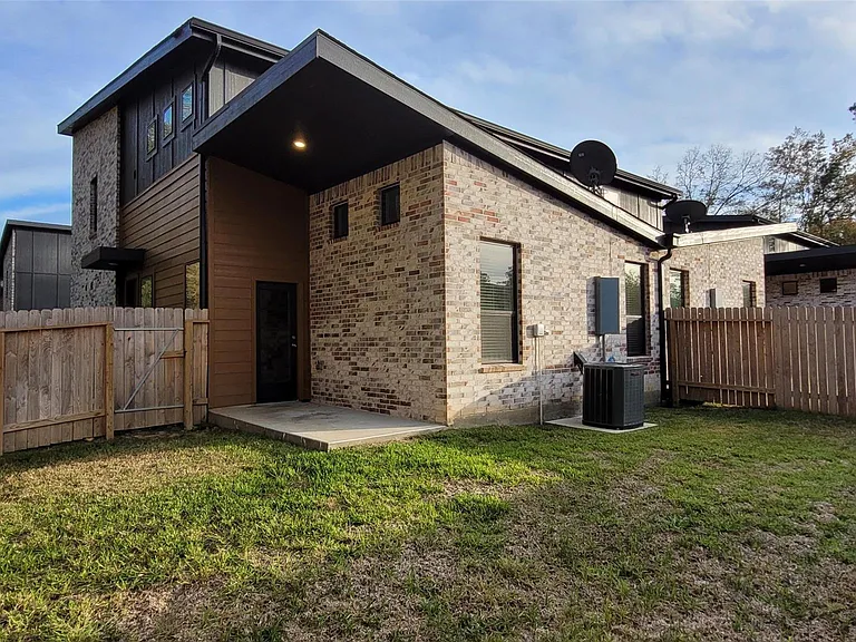 2509 Appian Way #B — Photo 6