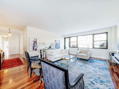 420 E 51st St, New York, NY, 10022