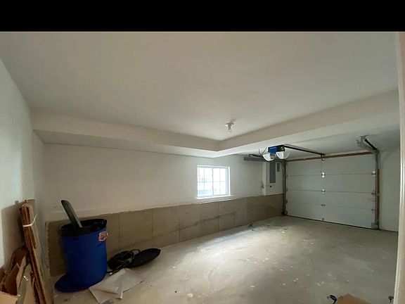 5th image of 5 Henry Pl #2F