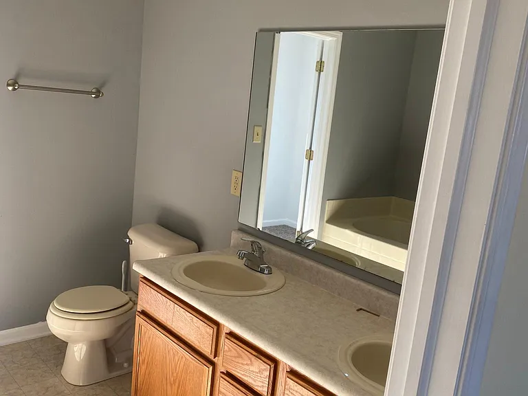 6540 W Irving Dr — Photo 2