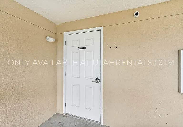 866 E 700 N #C1-1 — Photo 23