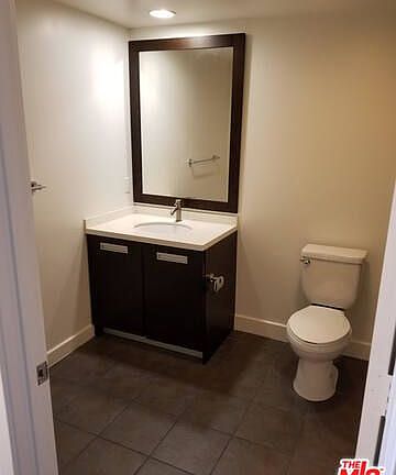 5th image of 1260 S Corning St #306