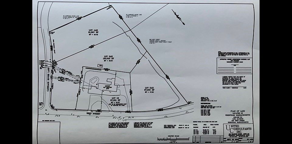 2nd image of 30 Carriage House Ln