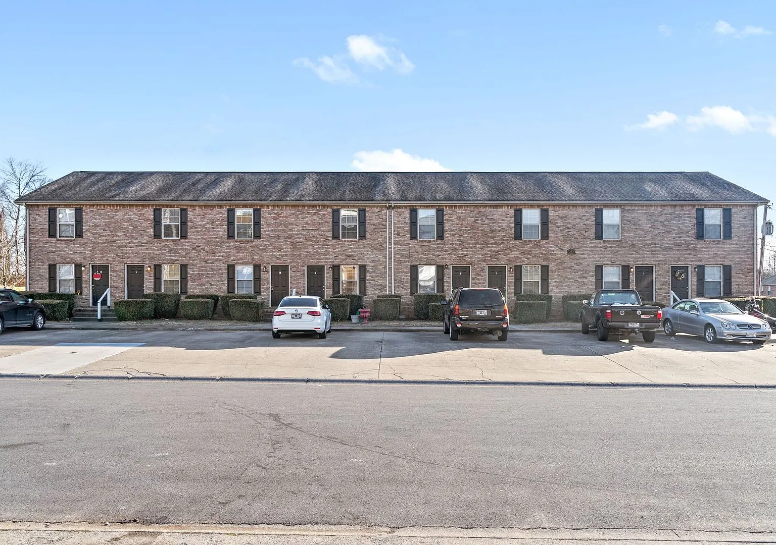 Caroline Dr - 2450 (x8) — Photo 1